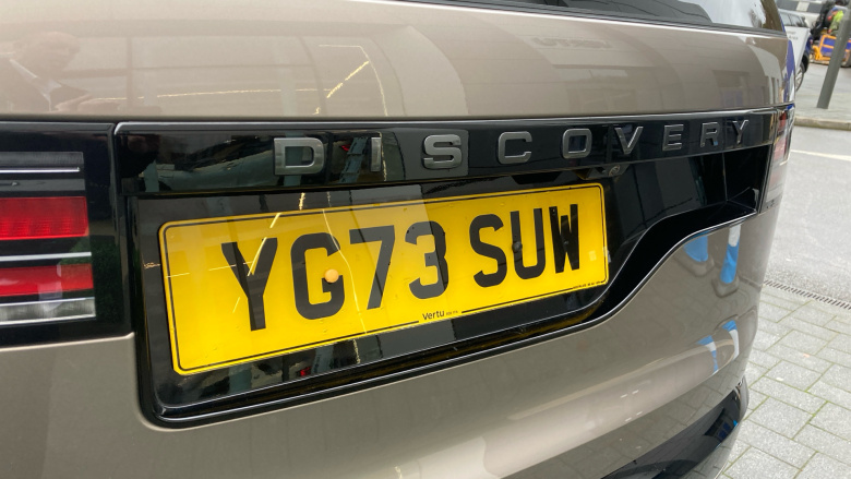 Land Rover Discovery 3.0 D300 Dynamic SE 5dr Auto Diesel Station Wagon